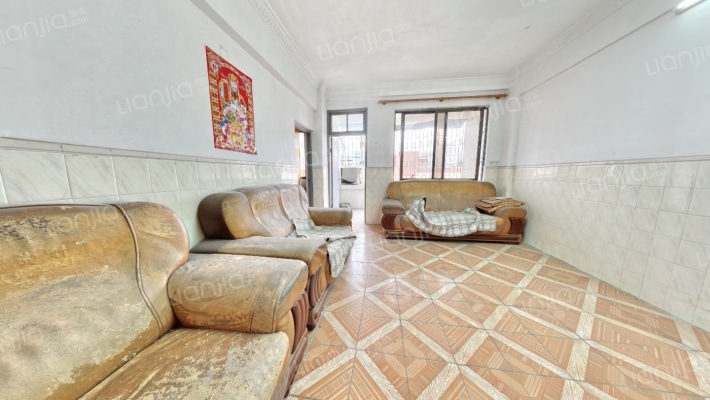 托盘圹二手房实景图