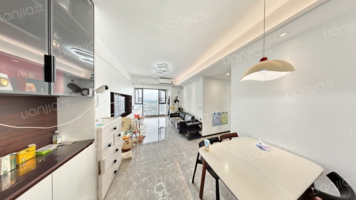 招商电建南国·雍云邸二手房实景图