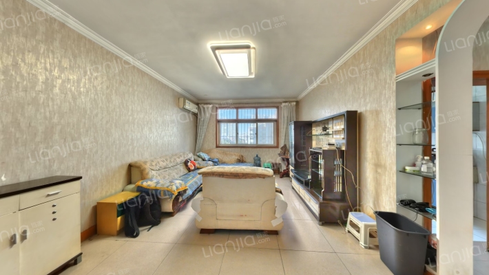 农业路东38号院二手房实景图