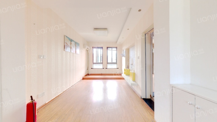 吴越人家南区二手房实景图