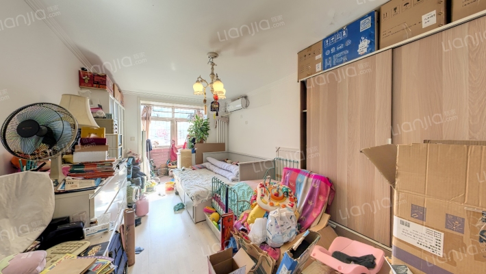 和义东里六区二手房实景图