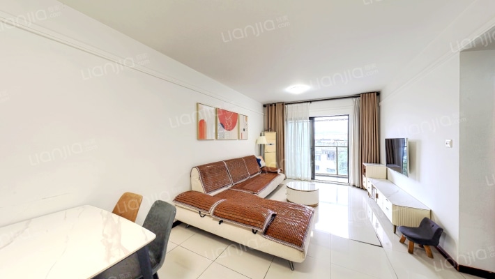 万科西街庭院二手房实景图