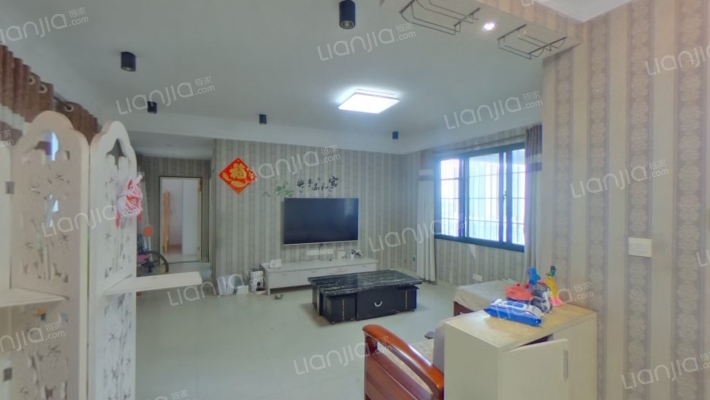 金雁翔龙花苑二手房实景图