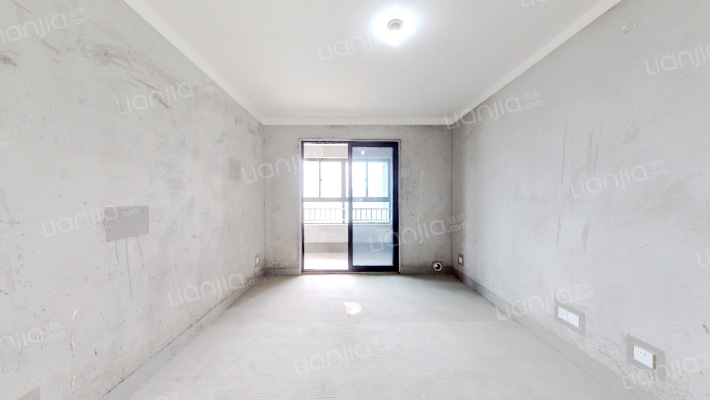 华地翡翠公园二手房实景图