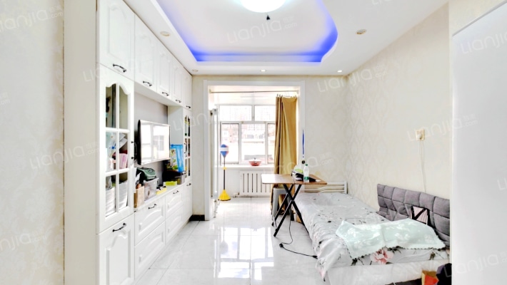 哈动头道街二手房实景图