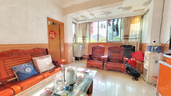 703地质宿舍二手房实景图