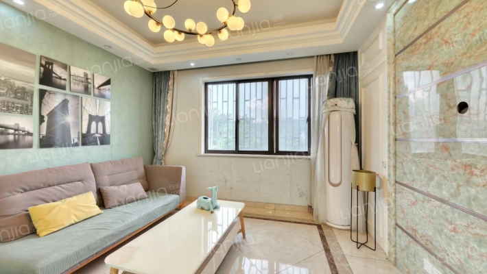 书香名苑二手房实景图