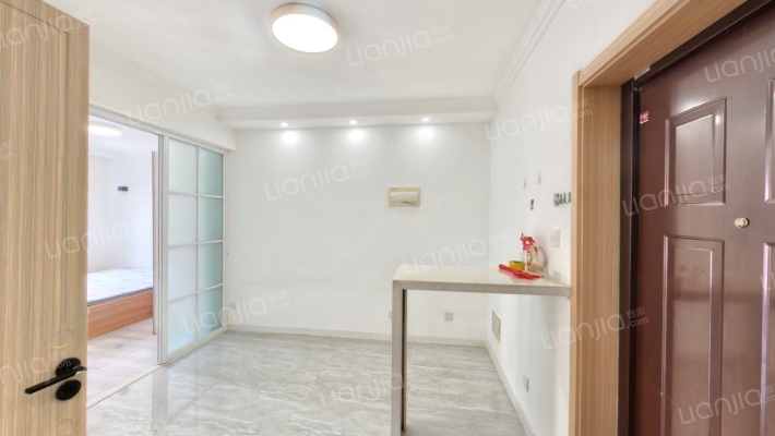 荣盛盛京绿洲二手房实景图