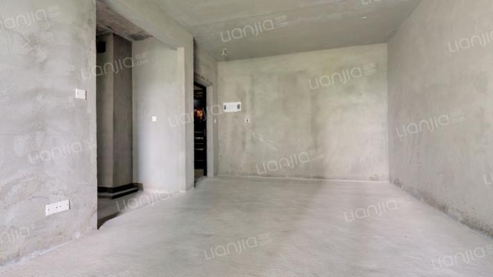 邦泰·翡翠城(西区)二手房实景图