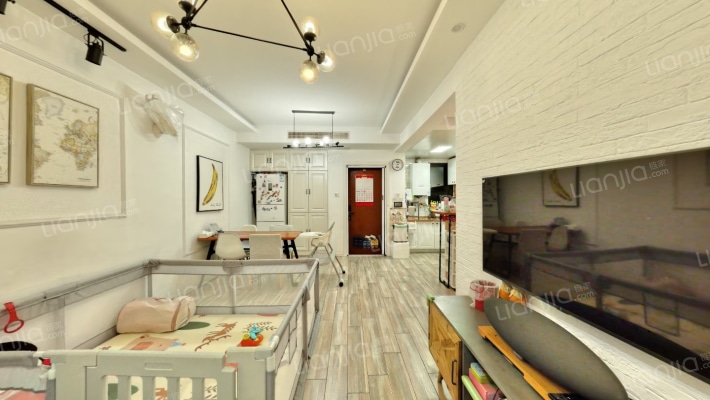 九龙仓碧玺二手房实景图