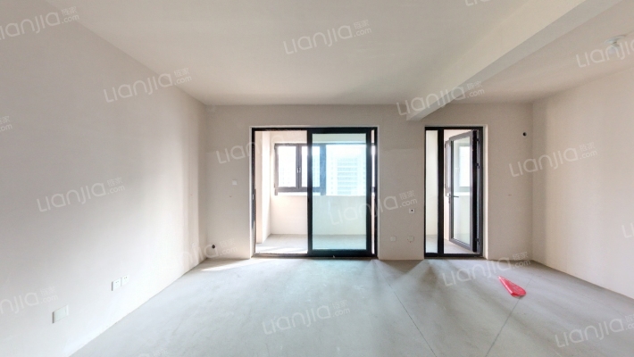 融创荣润时代壹号二手房实景图