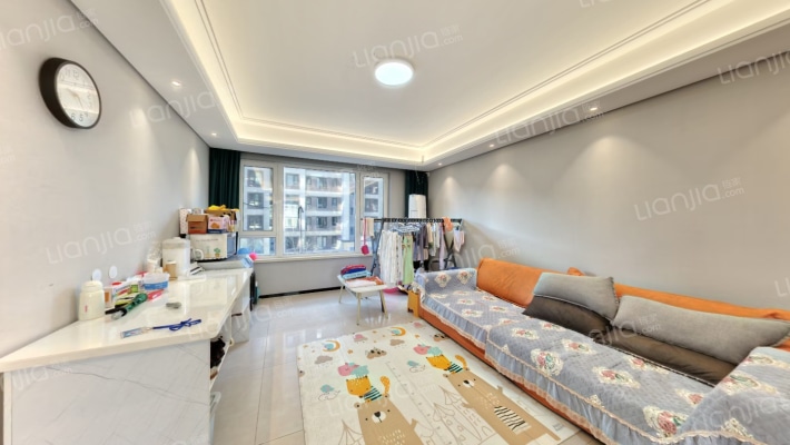 华润置地大连湾国际社区C2区二手房实景图