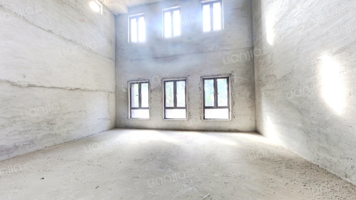 中信凯旋城三期（别墅）二手房实景图