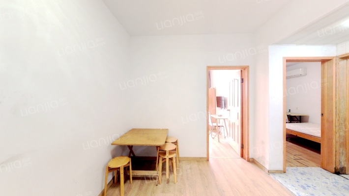 明湖花苑三期二手房实景图