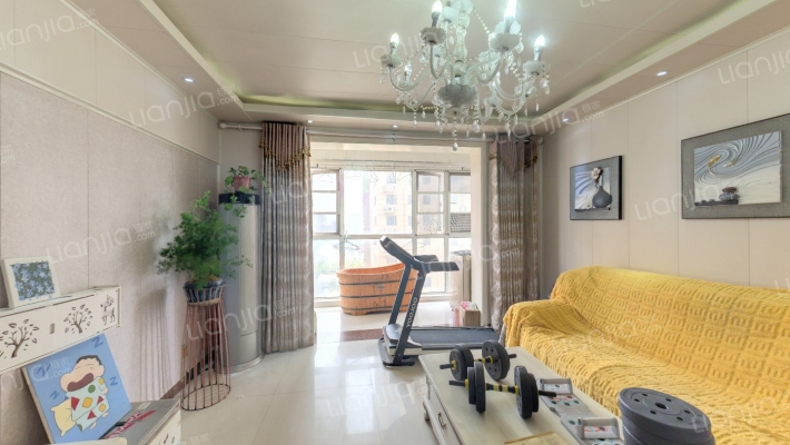 金秀名典二手房实景图