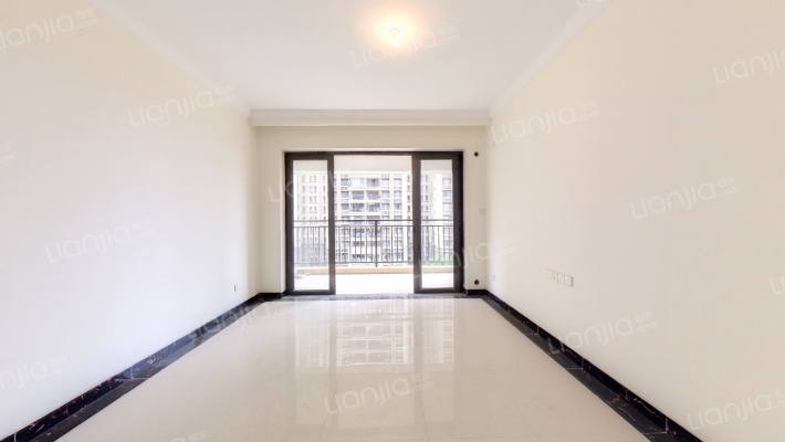 珠江国际城二手房实景图