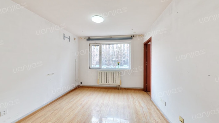 古城现代嘉园二手房实景图