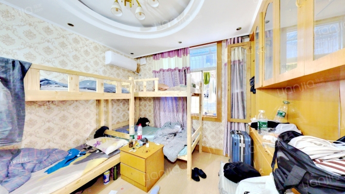 银海花园南区二手房实景图