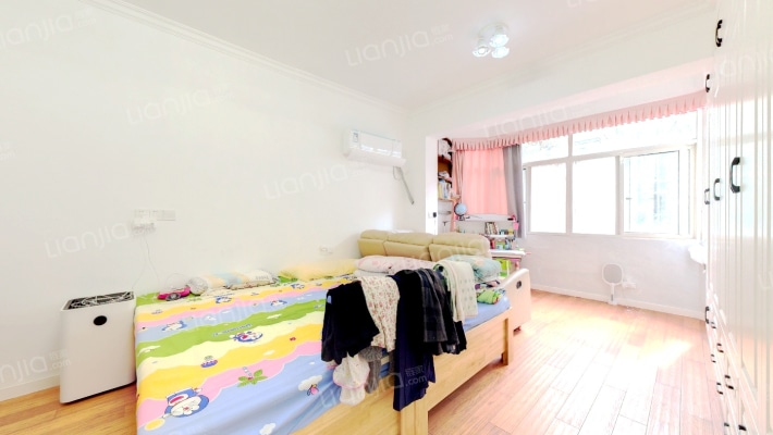 公教一村二手房实景图