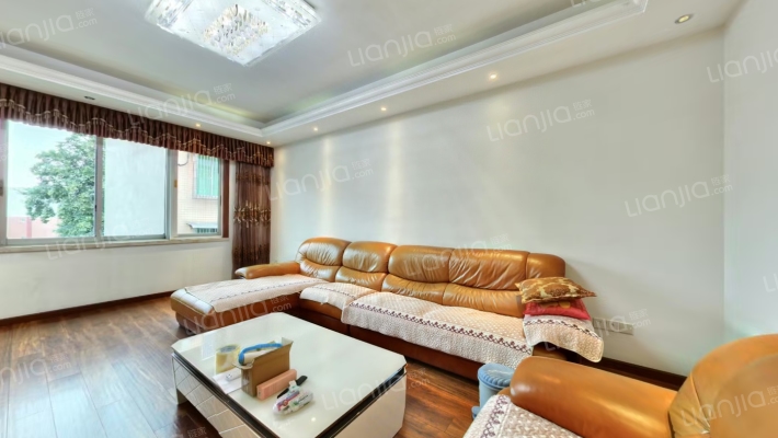 群英街56号二手房实景图