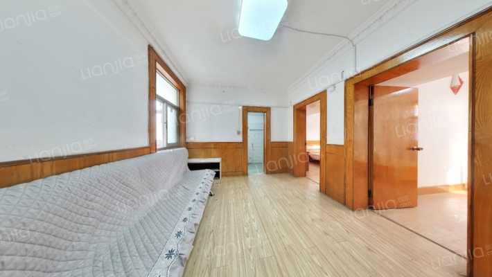 邮政局宿舍南院二手房实景图