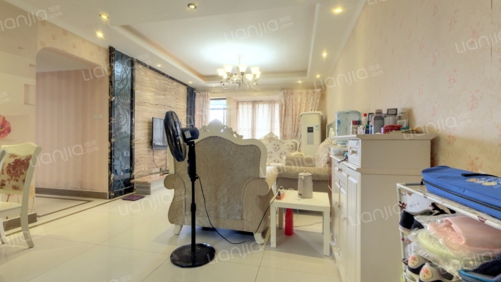 富力桃园A区二手房实景图