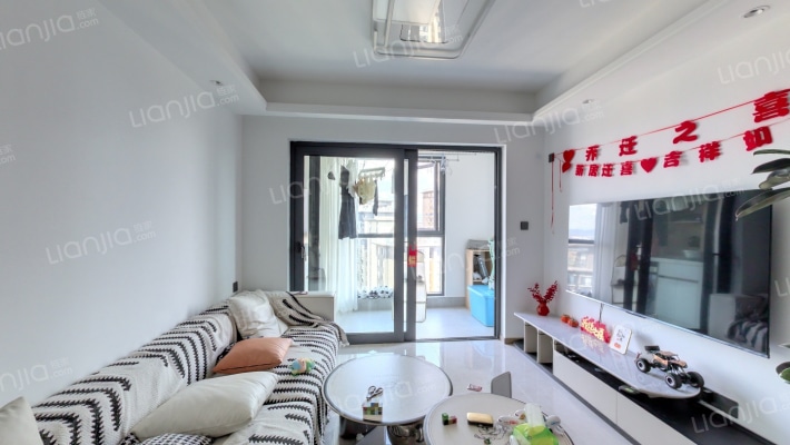 俊发彩云城檀湾二手房实景图