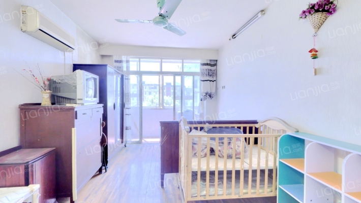 乐都路17号二手房实景图