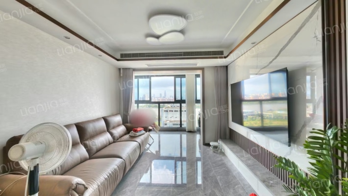 德信新中宇·文辰府二手房实景图