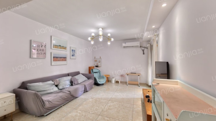 克拉美丽山庄二手房实景图