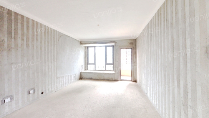 国贸天琴湾东区二手房实景图