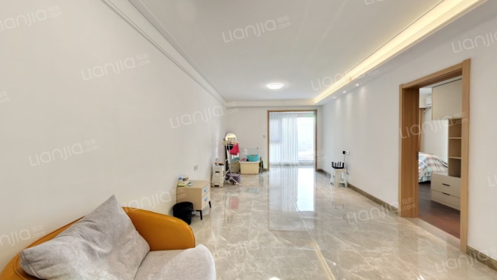 中海湖滨世家怡然苑二手房实景图