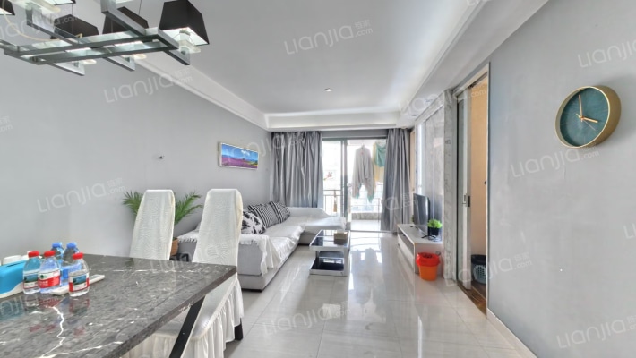 漾日湾畔二手房实景图