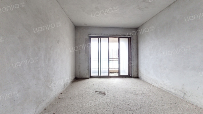 鼎信四季花园二手房实景图