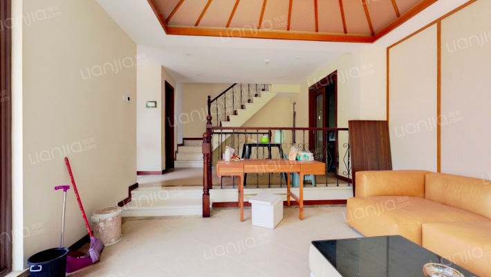 龙湖小院青城二手房实景图