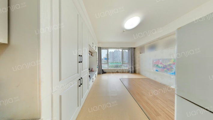 青特小镇D区二手房实景图