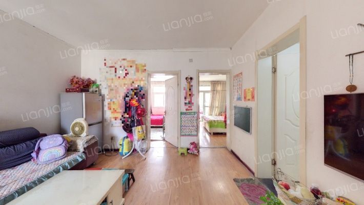 苗圃街11号院二手房实景图