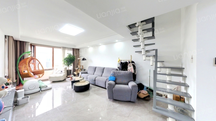 米兰颂二手房实景图