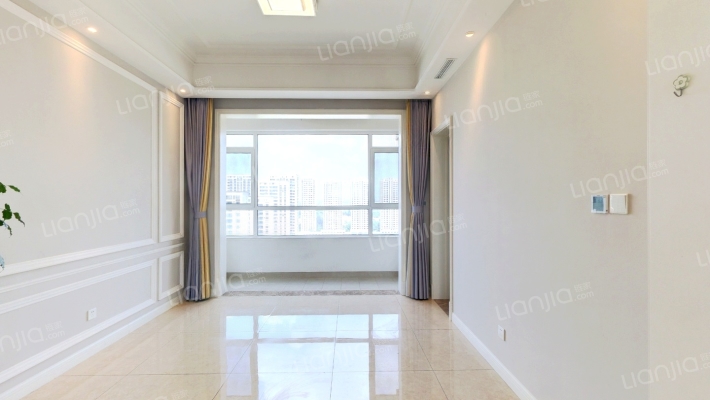 中央美地天玺二手房实景图