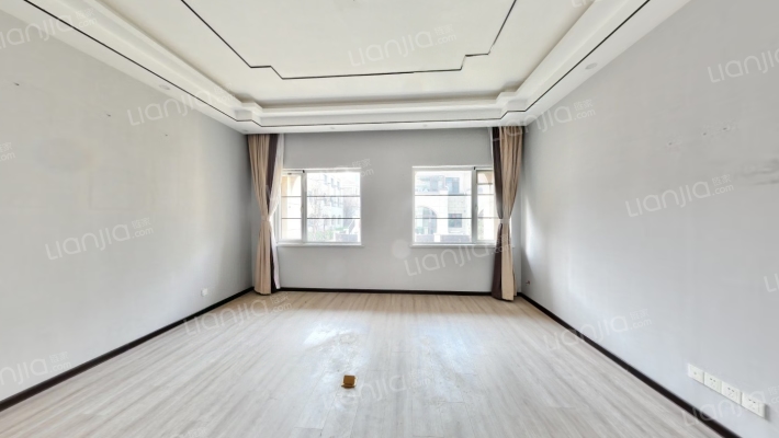 大华上海滩艺墅二手房实景图