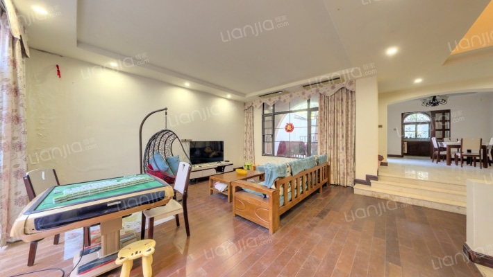 金色溪谷二手房实景图