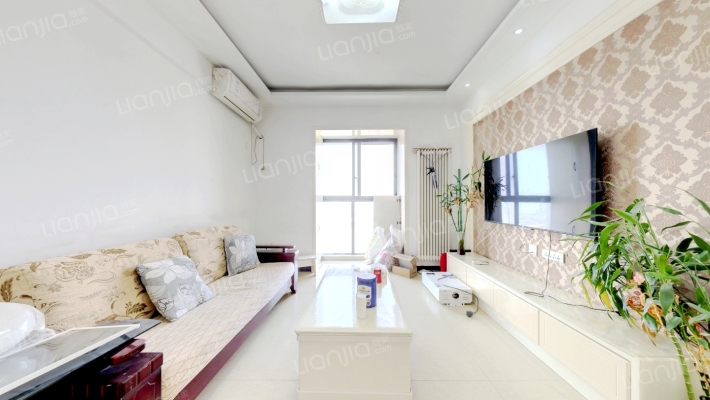 九龙城龙栖湖畔二手房实景图