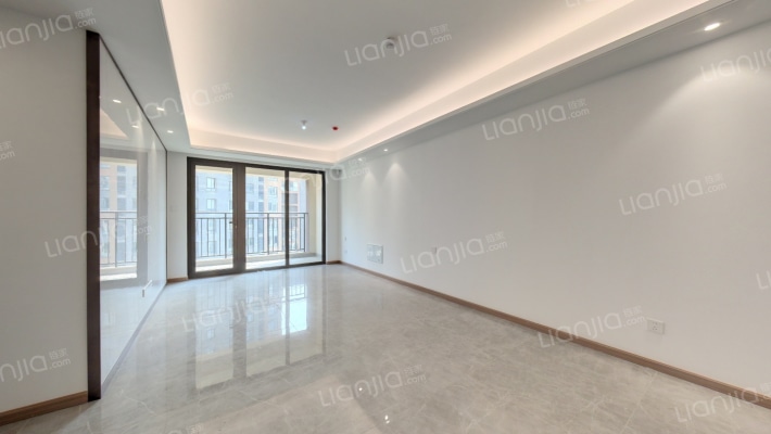 青岛卓越坊二手房实景图