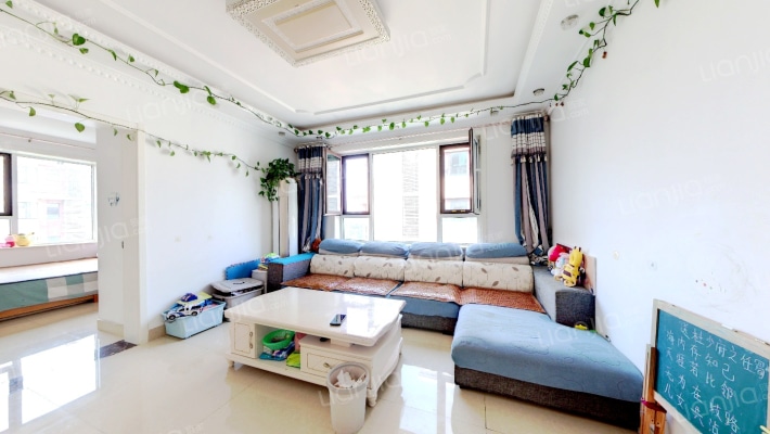 凤鸣郡四期二手房实景图