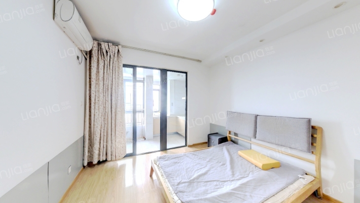 宝利丰广场二手房实景图