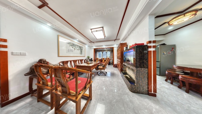 商业街50号二手房实景图