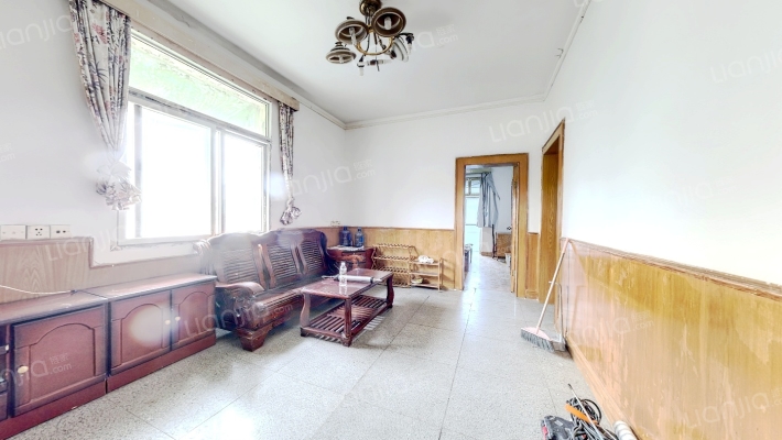 西马新村二手房实景图