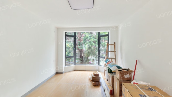 莲花山小区二手房实景图