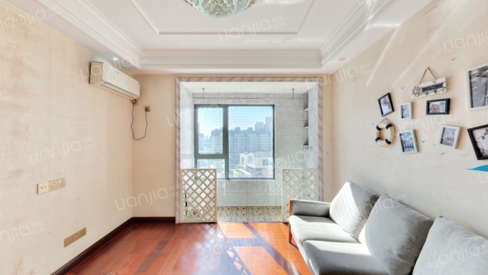 怡东雅苑二手房实景图