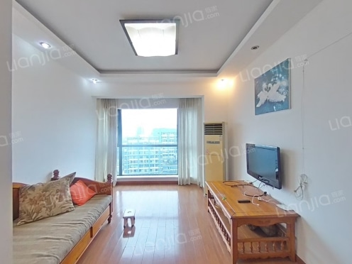 整租·财富中心国际公寓C区 2室1厅 东南